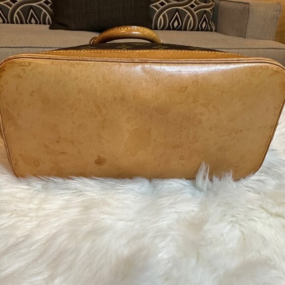 Authentic Louis Vuitton Monogram Alma PM Satchel - Picture 10 of 15